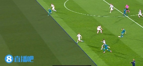  国际米兰门将低级失误导致欧联资格生变  