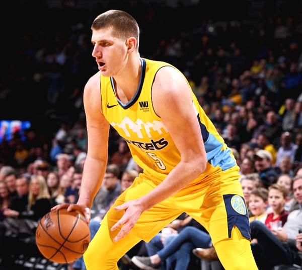  约基奇统治内线领衔掘金大胜勇士稳固西部榜首